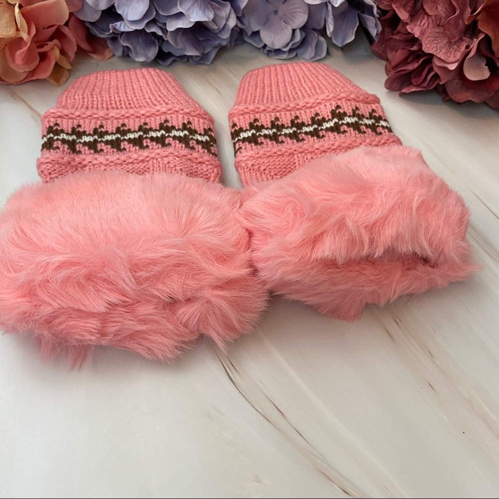 Chic Pink Fleece Lined Beanie with Fur Pom Poms & Fingerless Gloves - Picture 15 of 16